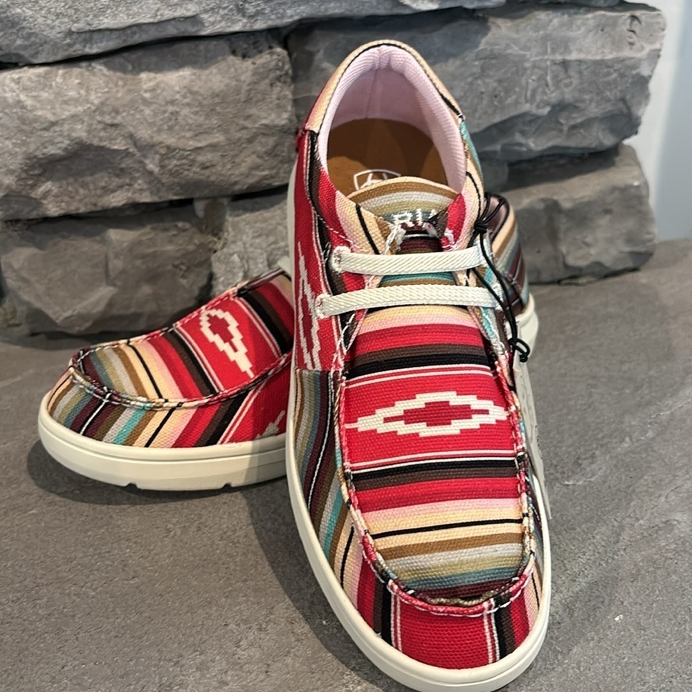 Ariat Hilo Pastel Serape,FLX Foam sole,fabric upper,mesh lining,slip on,Western